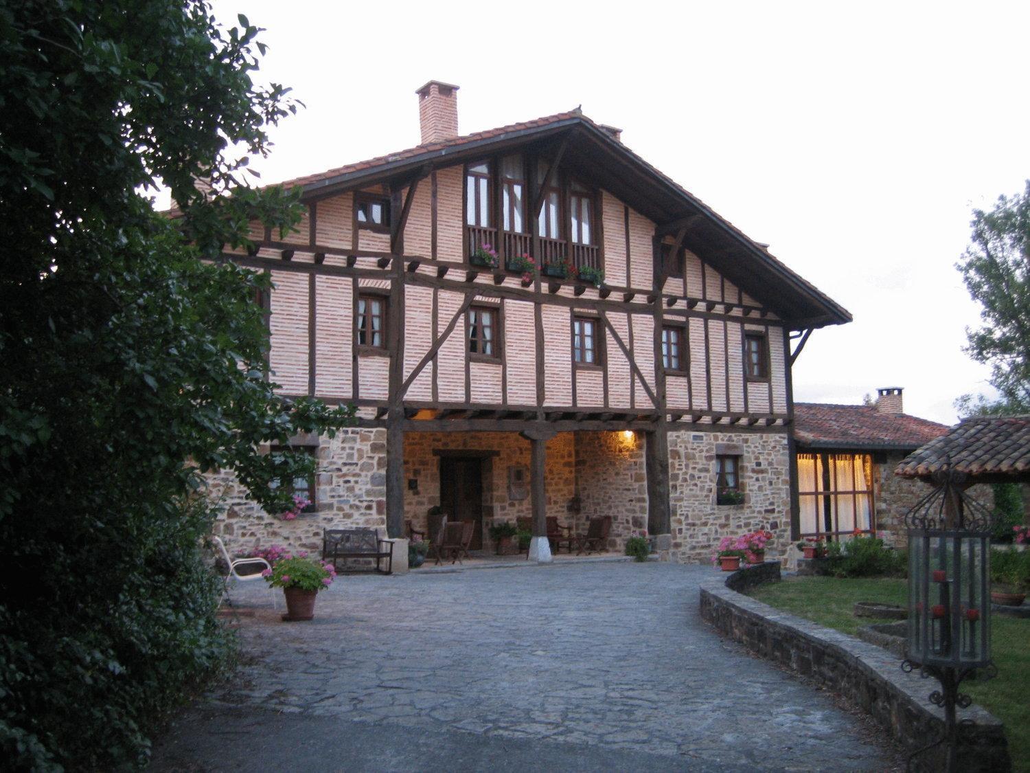 Landhuis Caserio Iruaritz